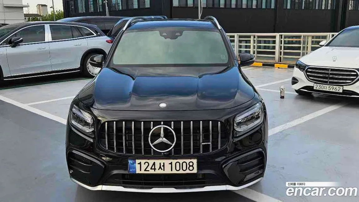 Mercedes-Benz GLB-Class — фото 1