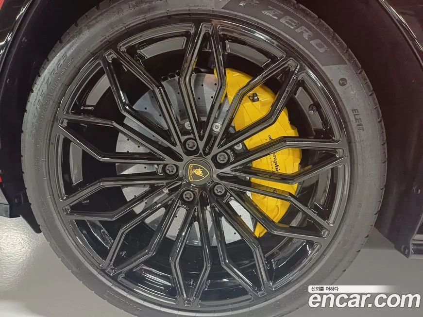 Lamborghini Urus 2025 из KR, фото 6