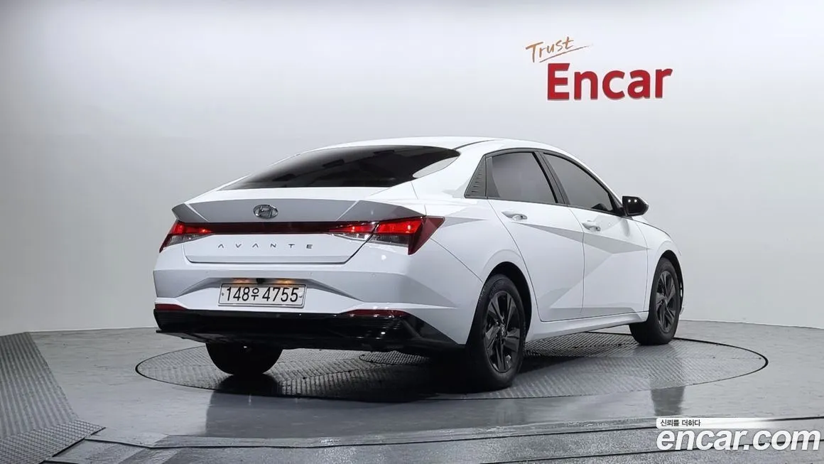 Hyundai AVANTE — фото 2