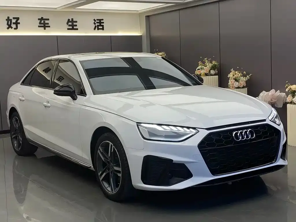 Audi A4L 2023 из CN, фото 3