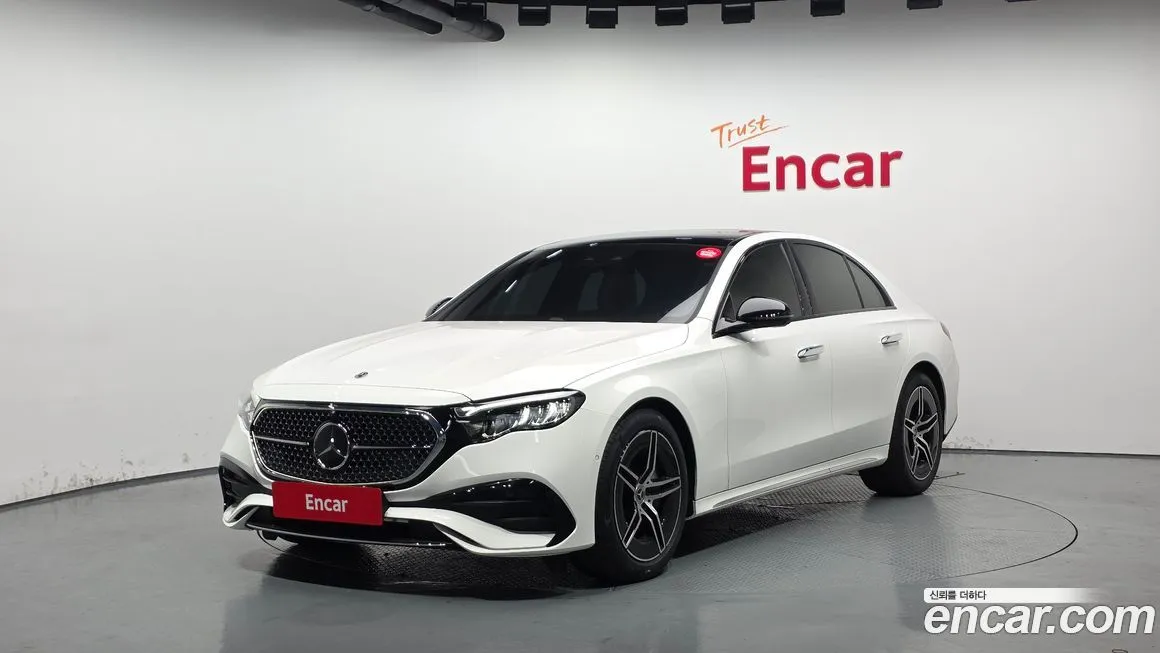 Mercedes-Benz E-Class — фото 1