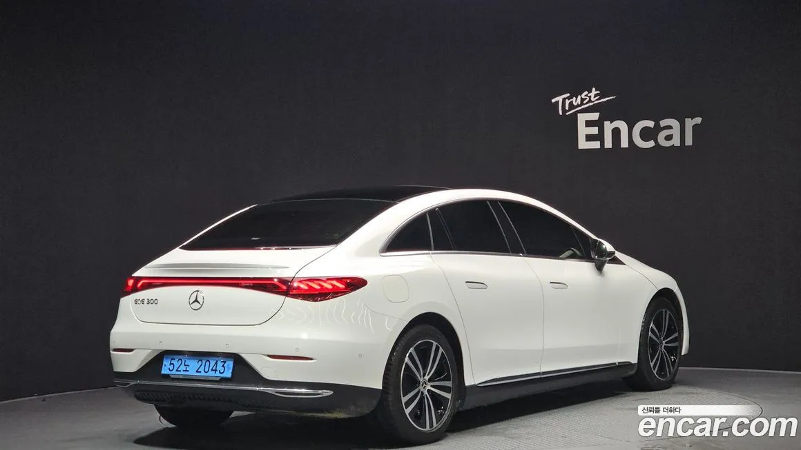 Mercedes-Benz EQE 2023 из KR, фото 2