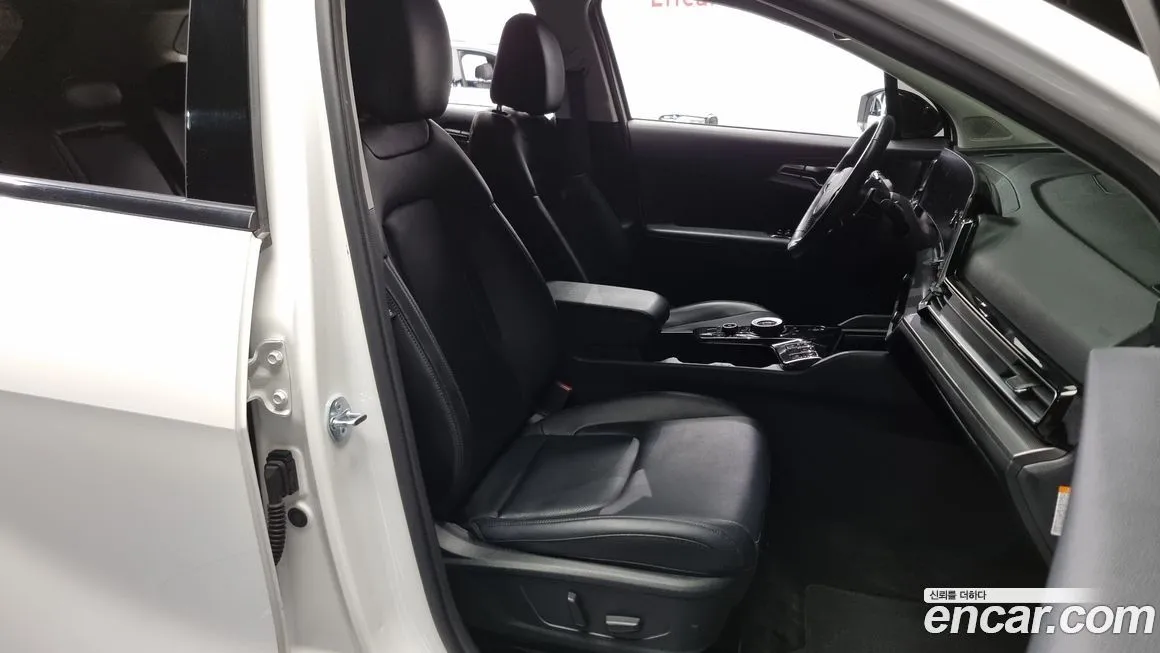 Kia Sportage — фото 10