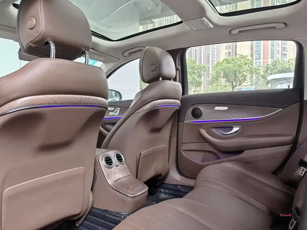 Mercedes-Benz E-Class 2021 из CN, фото 8