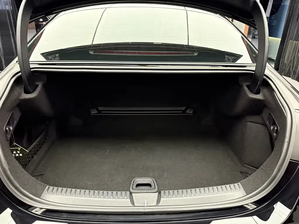 Mercedes-Benz E-Class 2024 из CN, фото 6