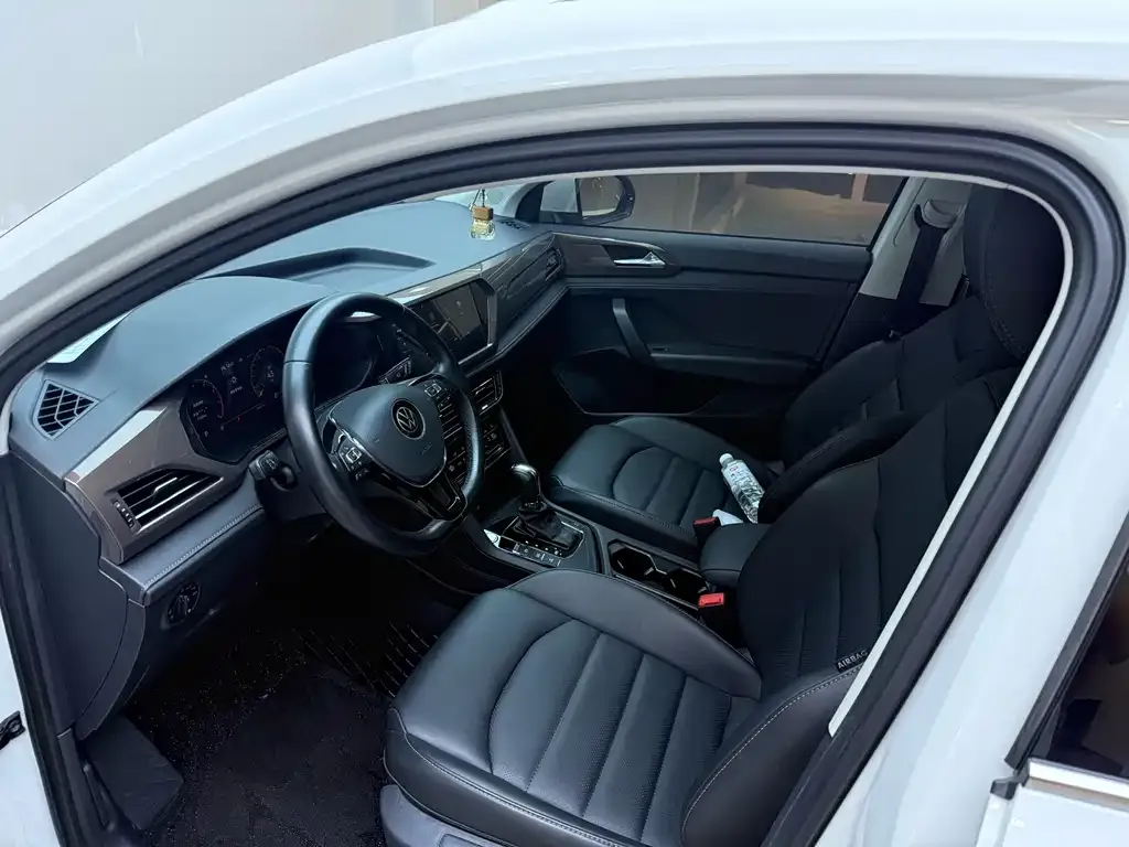 Volkswagen Tharu 2023 из CN, фото 8