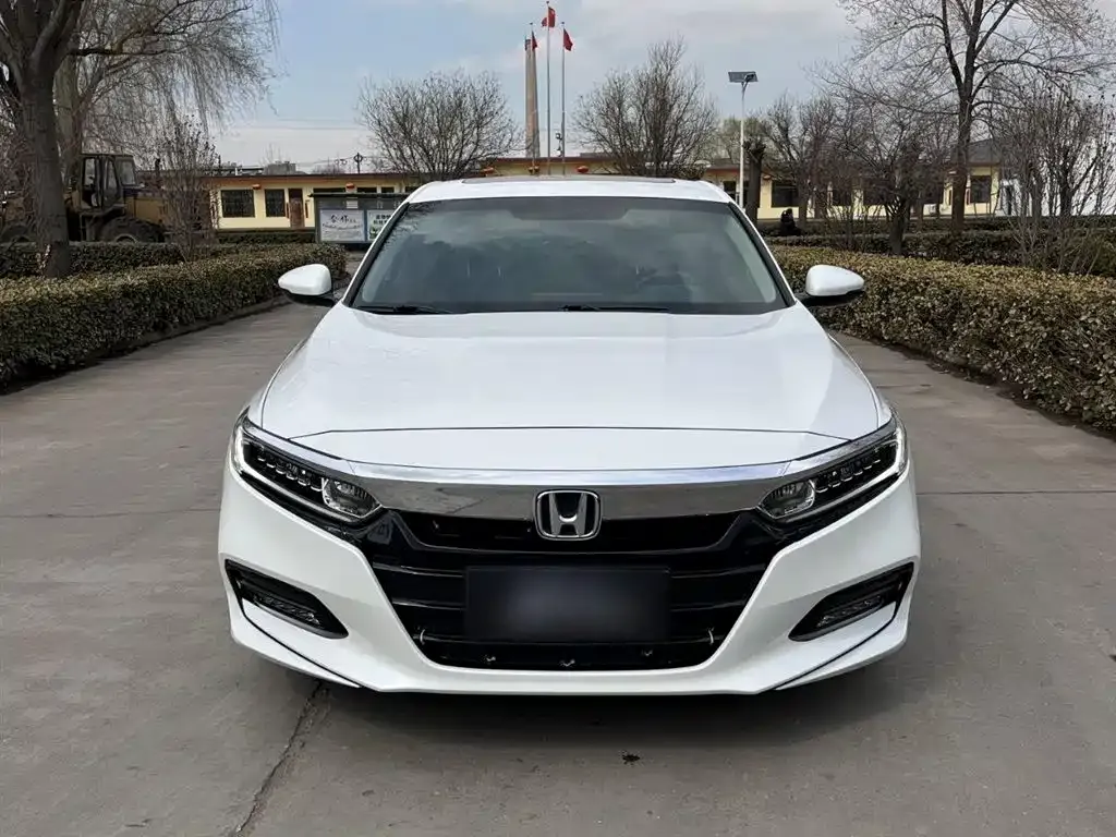 Honda Accord — фото 3