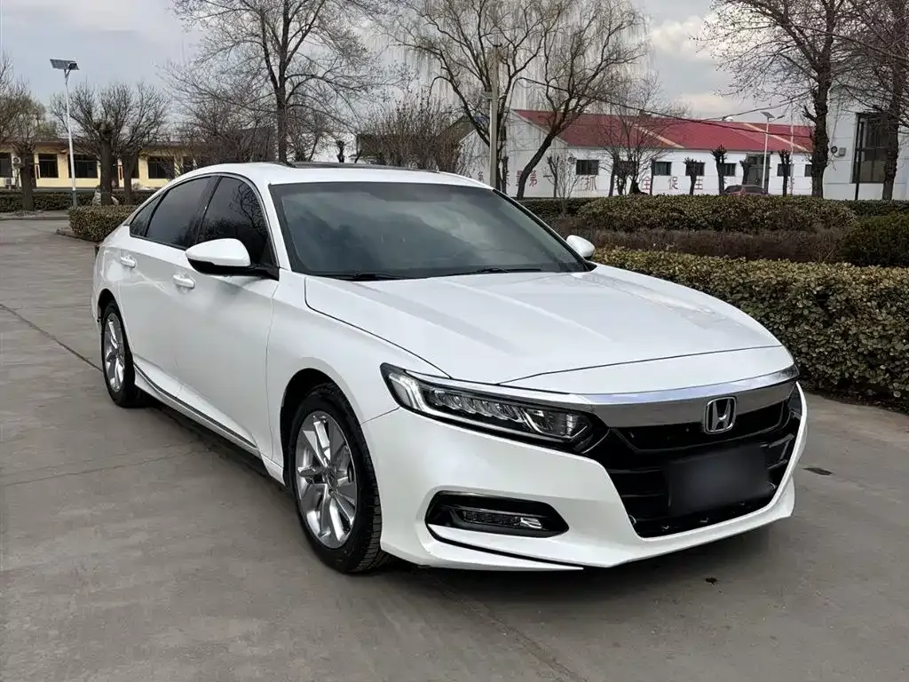 Honda Accord — фото 4