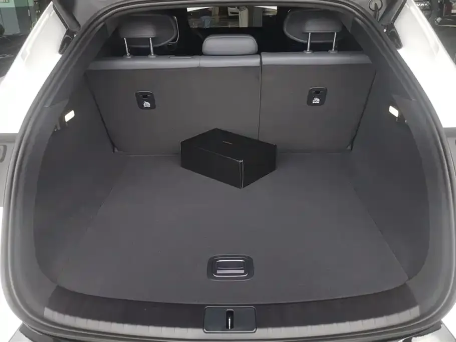 Xiaomi YU7 2025 из CN, фото 4