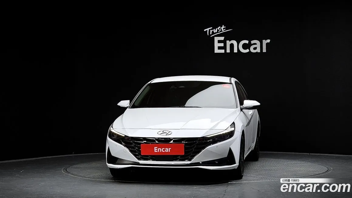 Hyundai AVANTE — фото 3