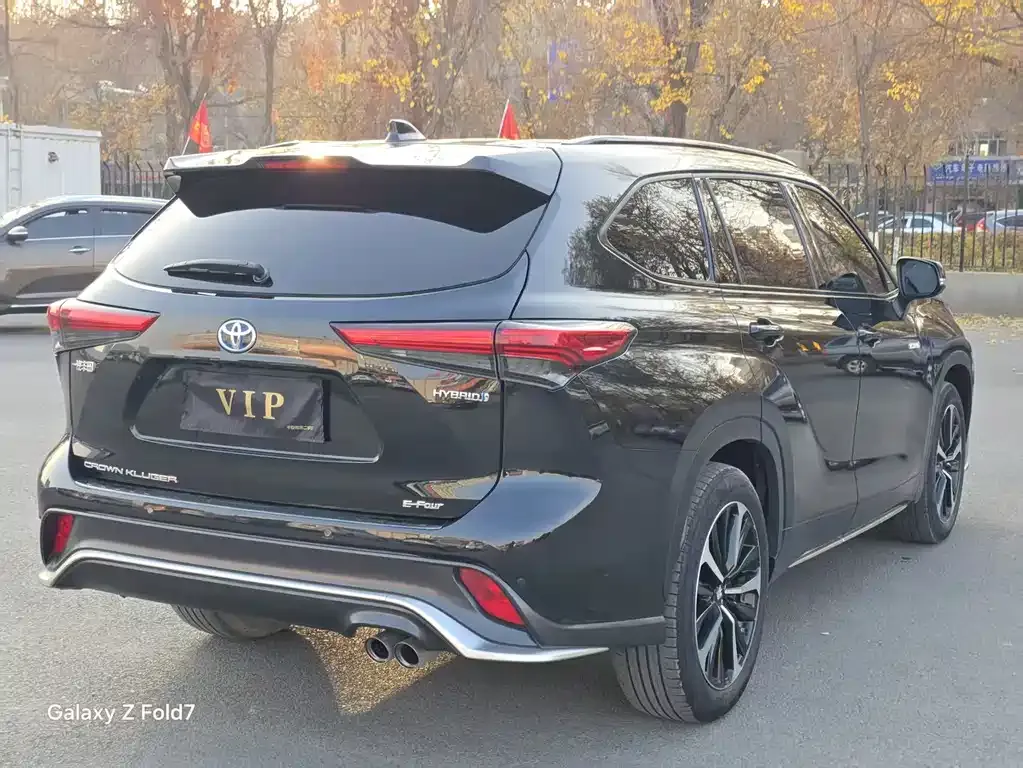 Toyota Crown Kluger 2023 из CN, фото 8