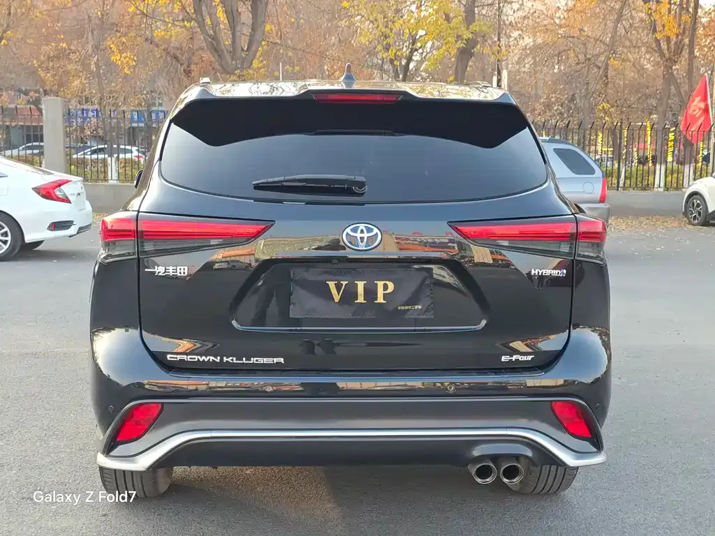 Toyota Crown Kluger 2023 из CN, фото 9