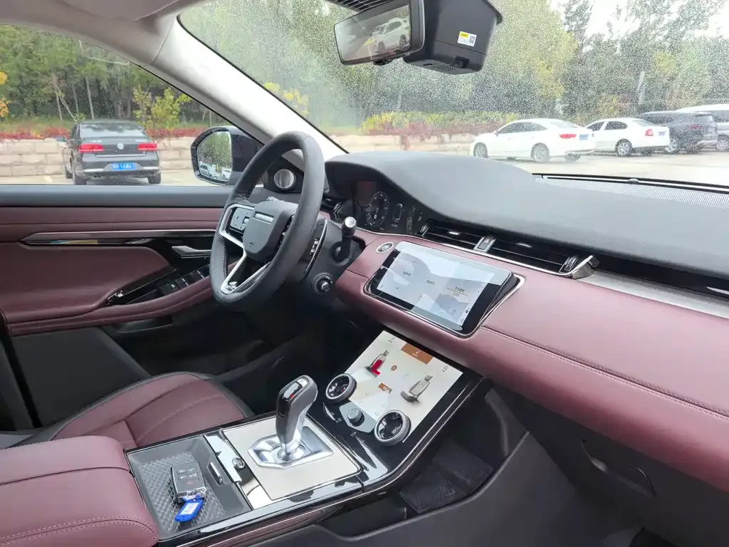 Land Rover Evoque 2024 из CN, фото 9