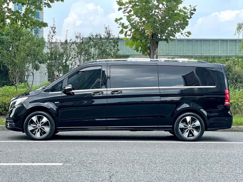 Mercedes-Benz V-Class 2021 из CN, фото 6