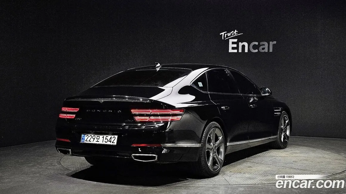 Genesis G80 — фото 2