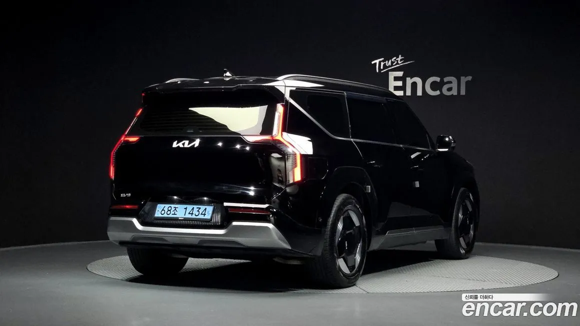 Kia EV9 2024 из KR, фото 2