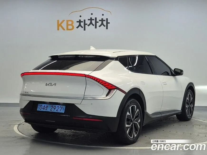 Kia EV6 2023 из KR, фото 3