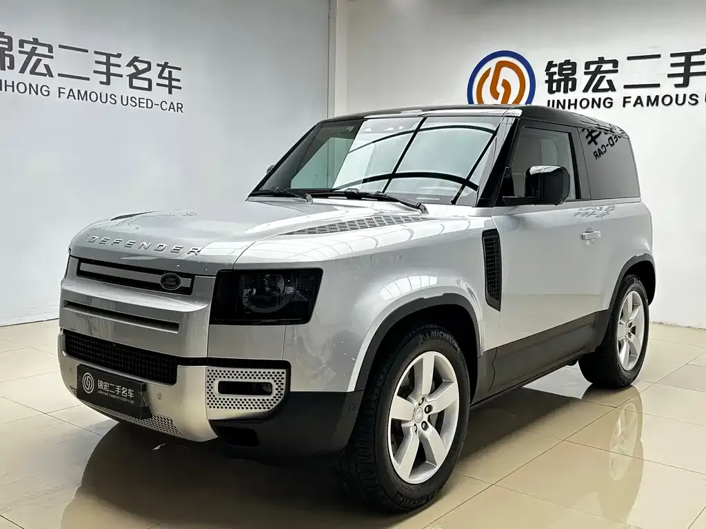 Land Rover Defender — фото 1