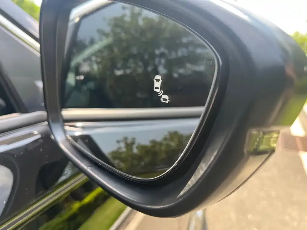 Honda Accord — фото 10