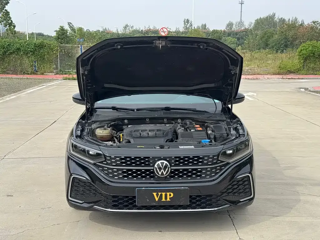 Volkswagen Passat — фото 8
