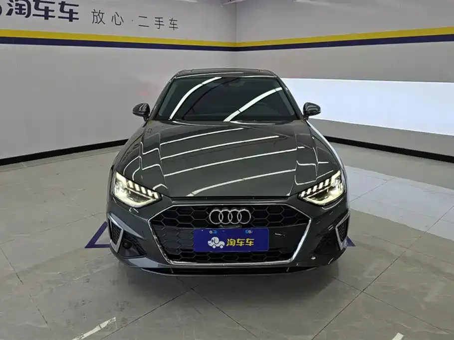 Audi A4L 2021 из CN, фото 2