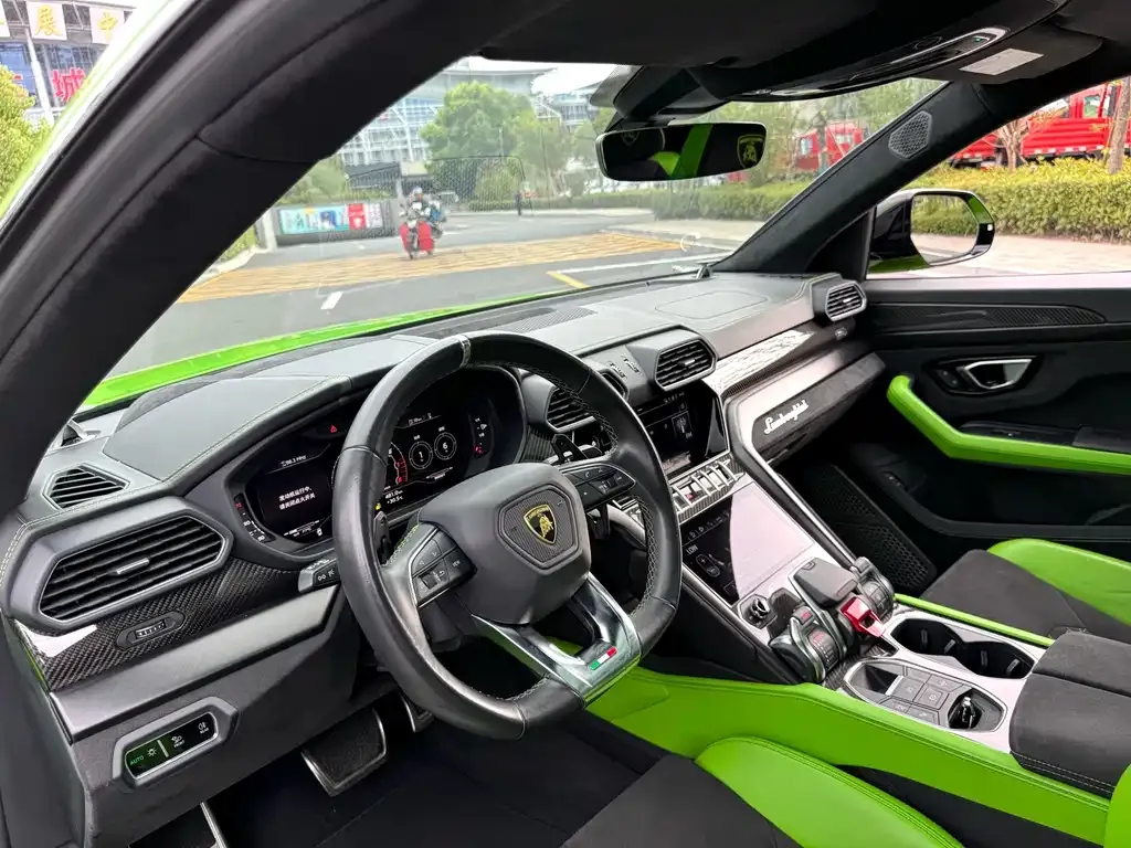 Lamborghini Urus 2022 из CN, фото 5