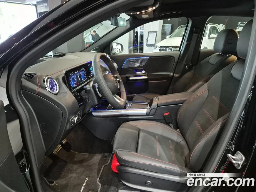 Mercedes-Benz EQA — фото 10