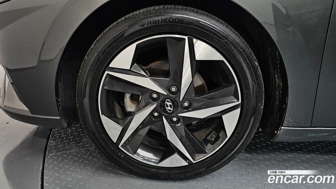 Hyundai AVANTE — фото 5