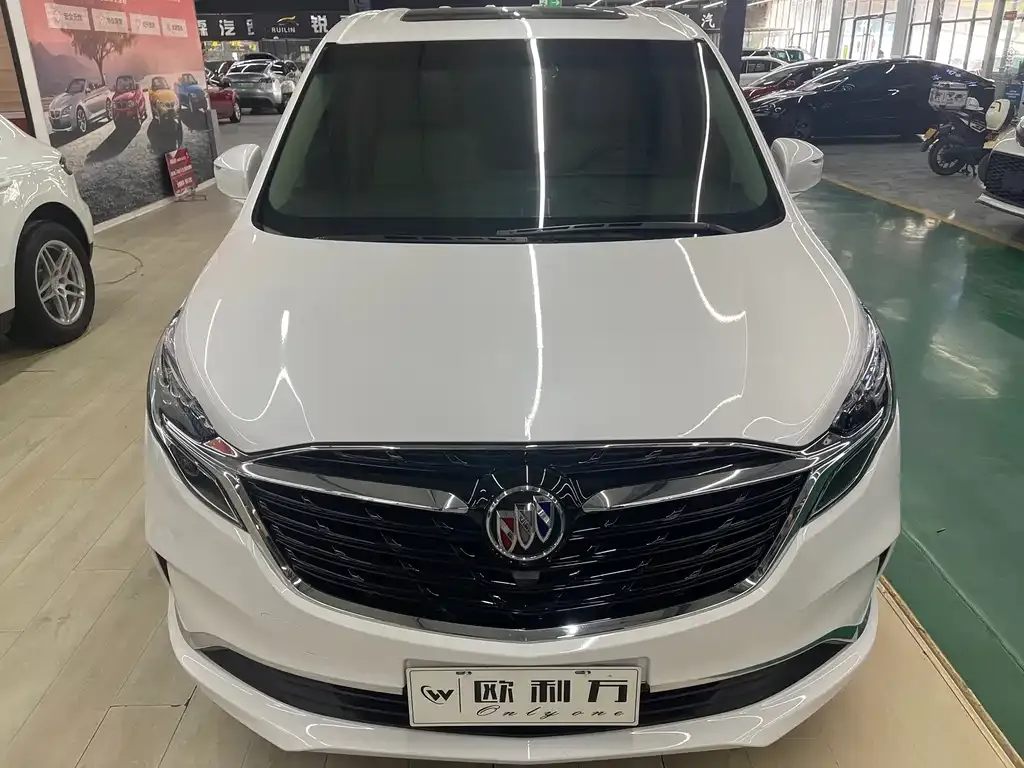 Buick GL8 2022 из CN, фото 2