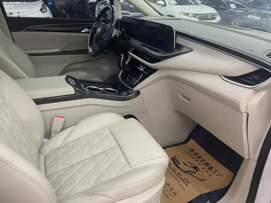 Buick GL8 2022 из CN, фото 7