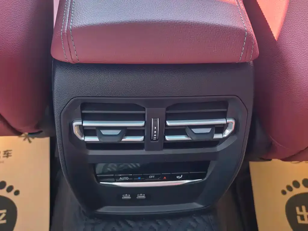 BMW 3 Series 2024 из CN, фото 10