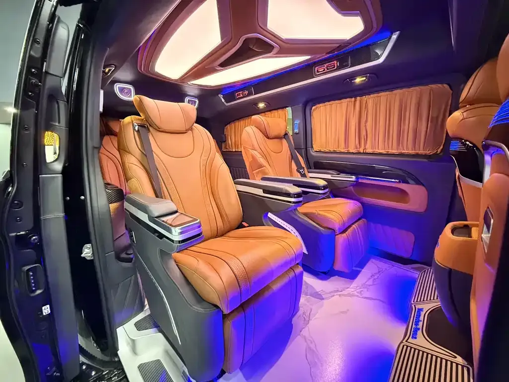 Mercedes-Benz Vito 2024 из CN, фото 6