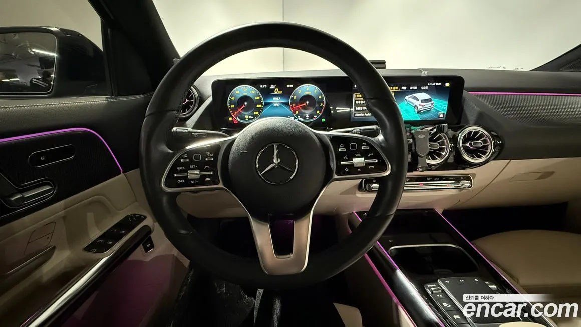 Mercedes-Benz GLA-Class — фото 10