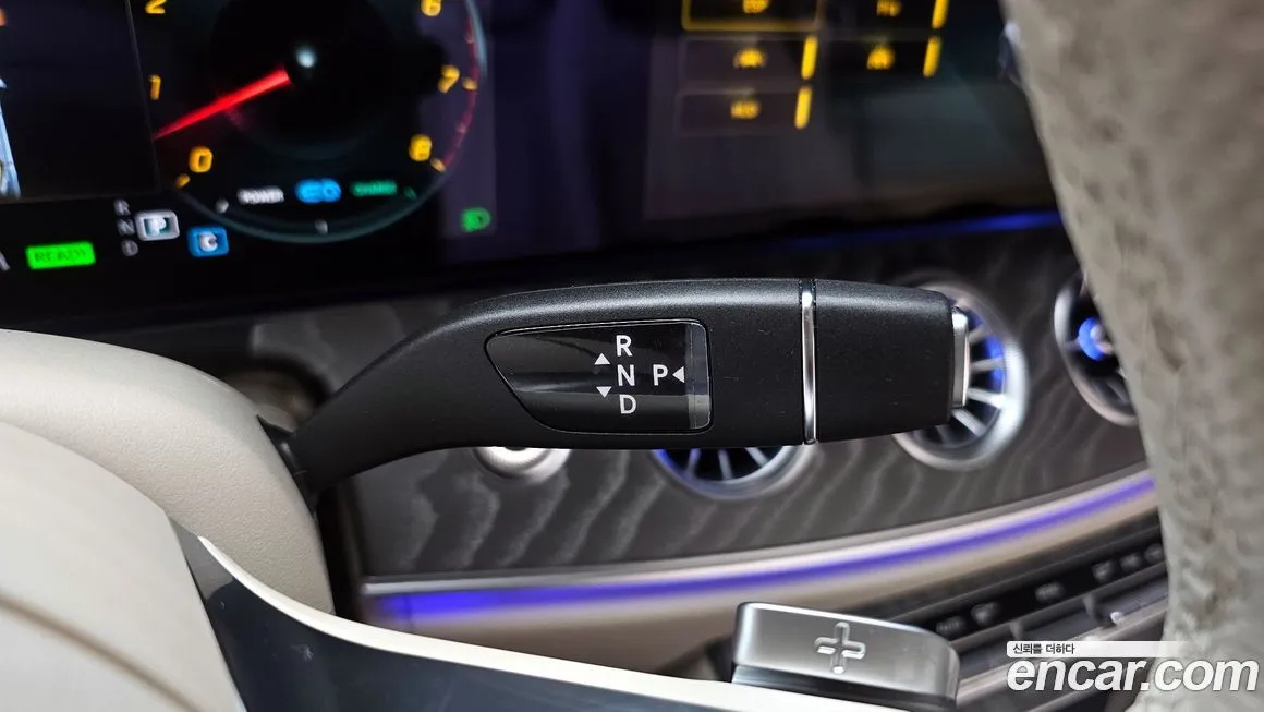 Mercedes-Benz E-Class 2023 из KR, фото 9