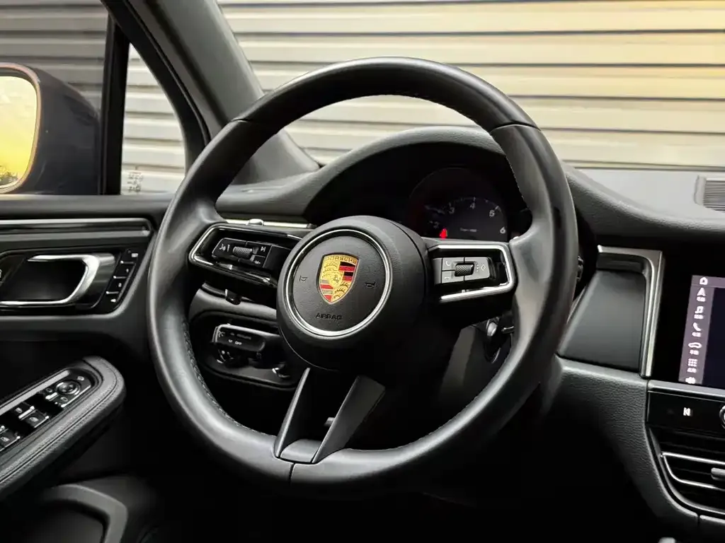 Porsche Macan 2024 из CN, фото 9
