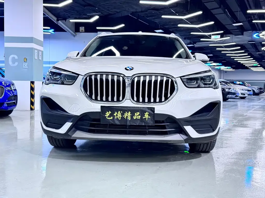 BMW X1 2021 из CN, фото 2
