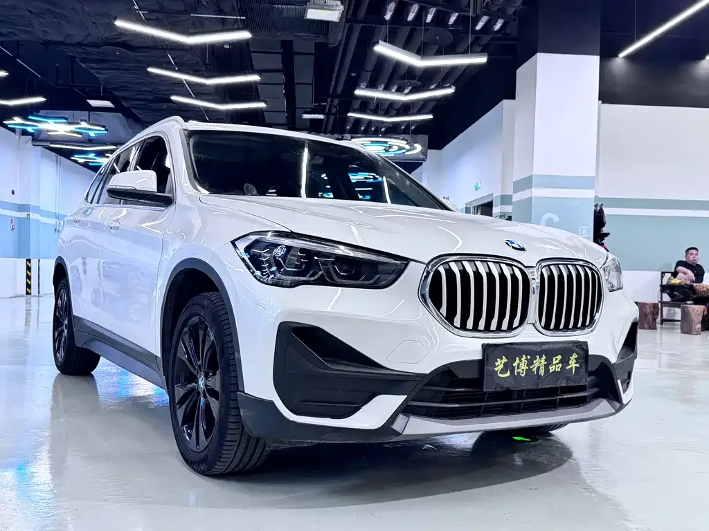 BMW X1 2021 из CN, фото 3