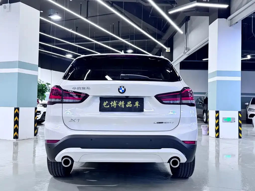 BMW X1 2021 из CN, фото 7
