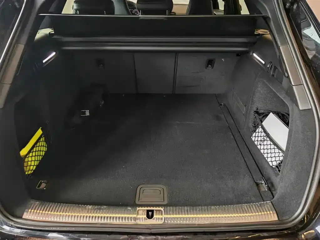 Audi RS 4 2024 из CN, фото 3