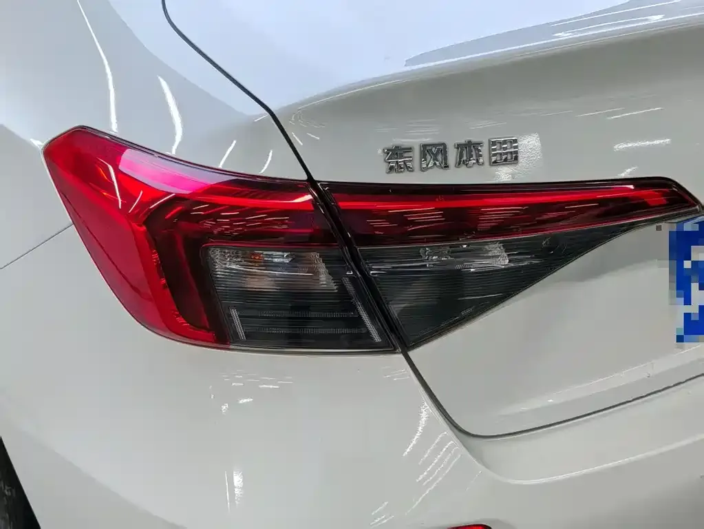 Honda Civic 2022 из CN, фото 10