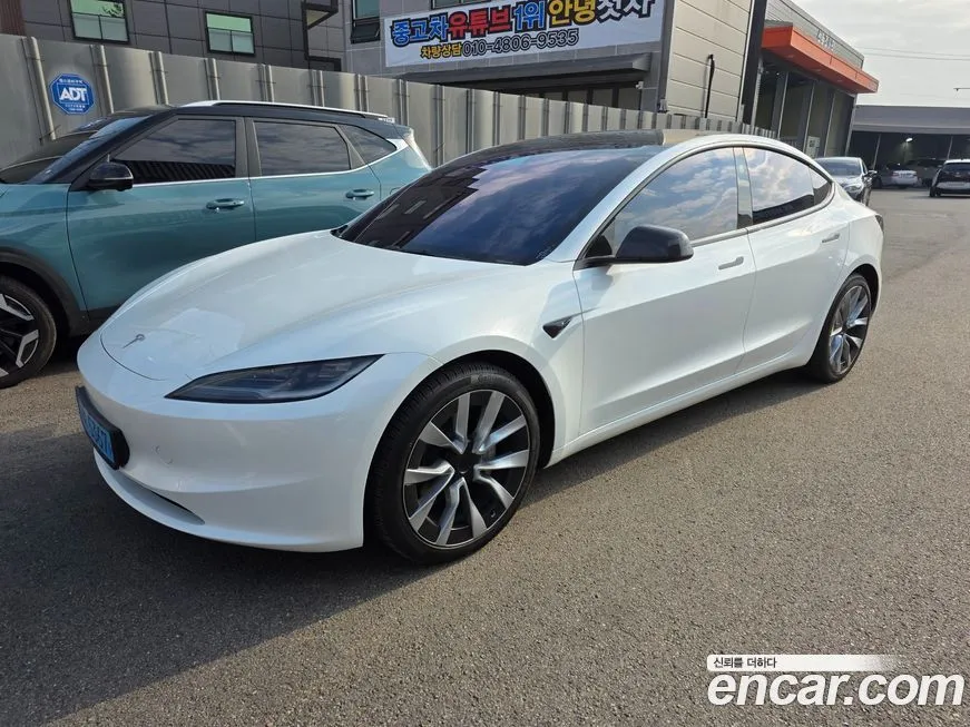 Tesla Model 3 2024 из KR, фото 2