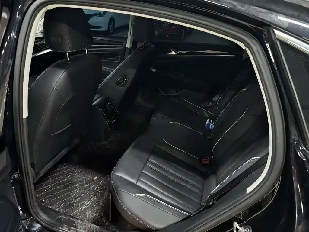 [object Object] Passat 2023 из CN, фото 8