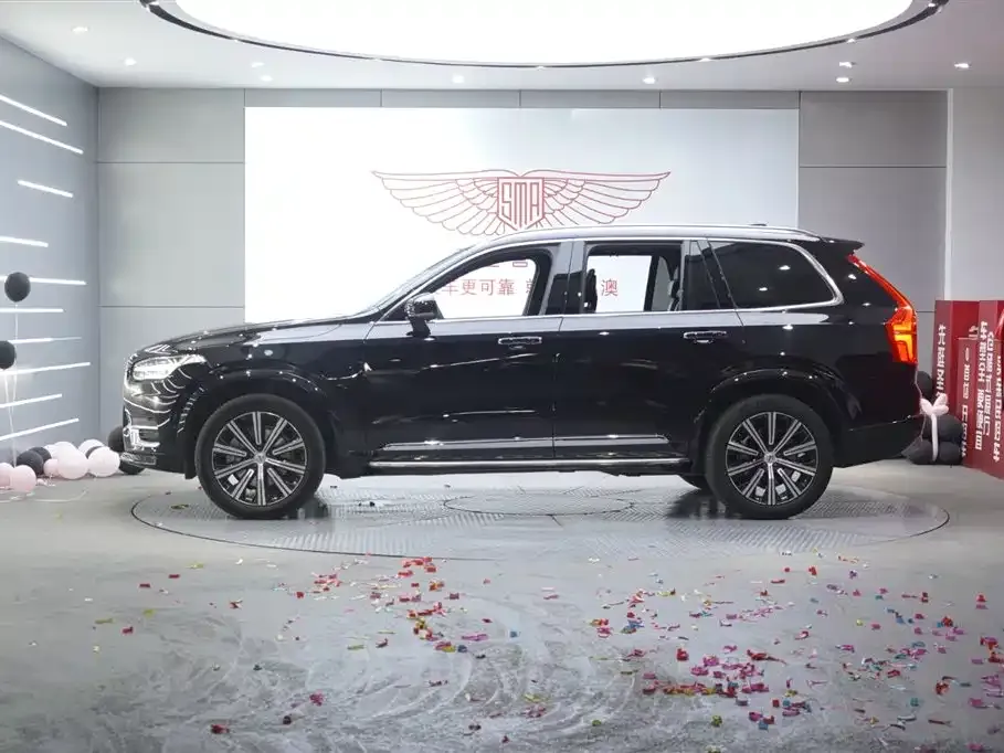 Volvo XC90 — фото 2