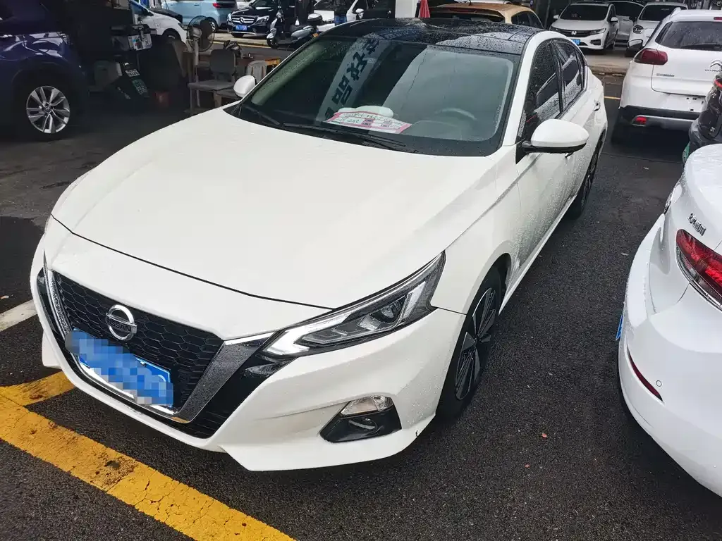Nissan Teana 2022 из CN, фото 1