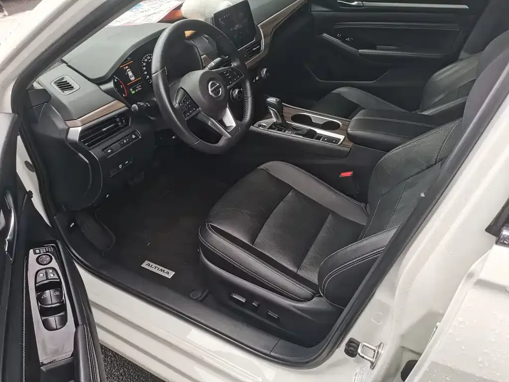 Nissan Teana 2022 из CN, фото 4