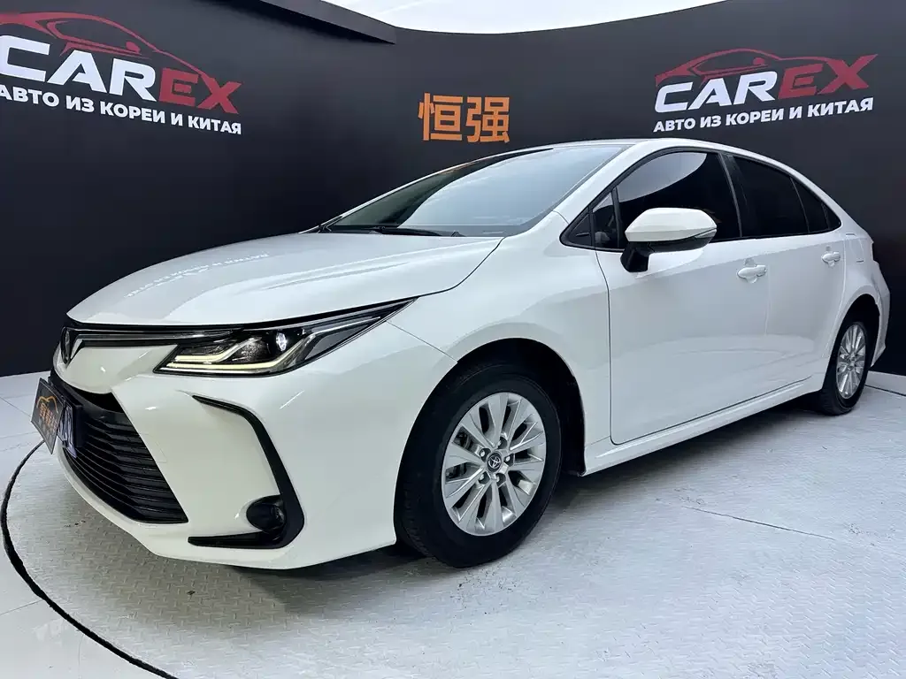 Toyota Corolla 2023 из CN, фото 1