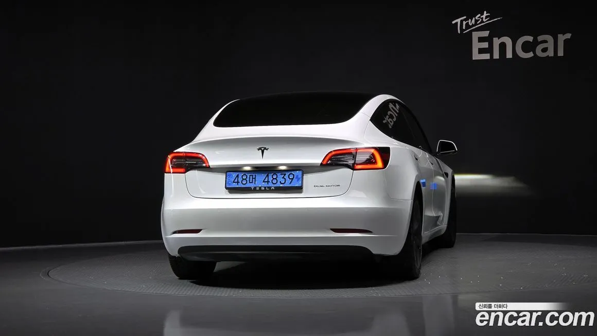 Tesla Model 3 2022 из KR, фото 4