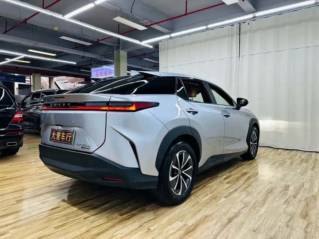 Lexus RZ 2023 из CN, фото 5