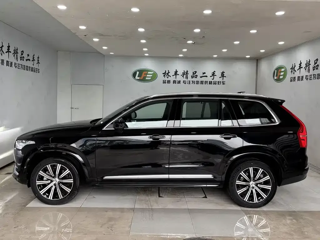 Volvo XC90 2023 из CN, фото 5