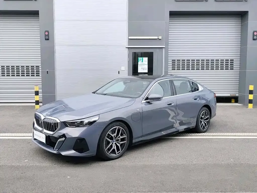 BMW i5 2024 из CN, фото 1